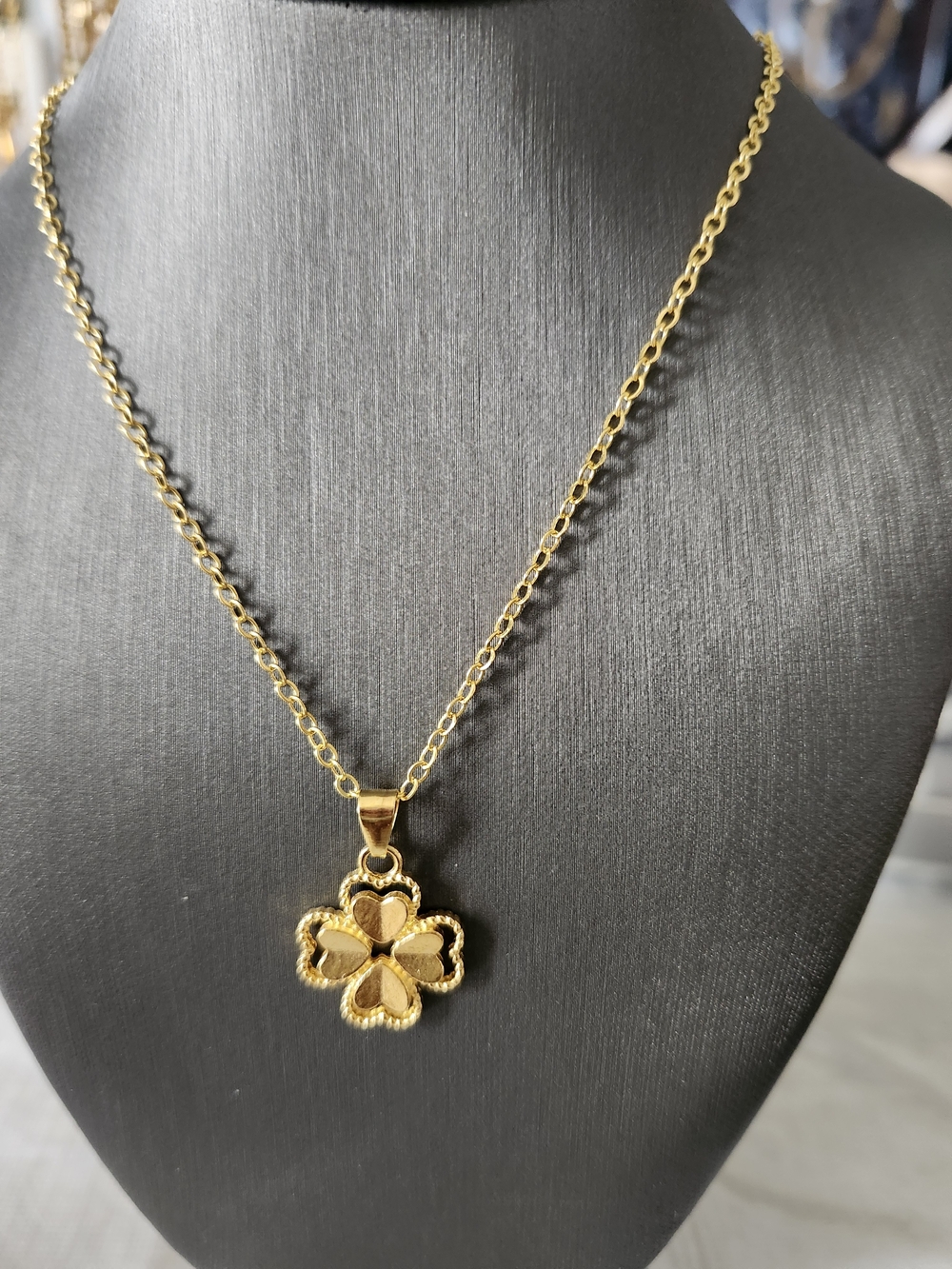 Gold Four-Leaf Clover Pendant Necklace - Women Jewelry